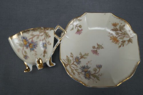 ビクトリア・カールスバッド 菊　青　ピンク　ゴールド　デミタスカップとソーサー　1891から1918年頃
