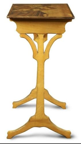 エミールガレ　寄木細工　テーブル　68.5x58.5x38cm　1900年頃