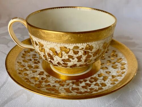 希少　1910年　アンティーク　ミントン　ゴールド　花造形装飾　カップとソーサー　G8141 DBベデル