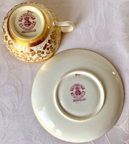 希少　1910年　アンティーク　ミントン　ゴールド　花造形装飾　カップとソーサー　G8141 DBベデル