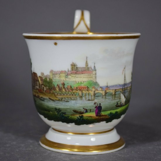 【豪華なマイセン陶磁器】シュロスの風景が描かれたカップ＆ソーサー