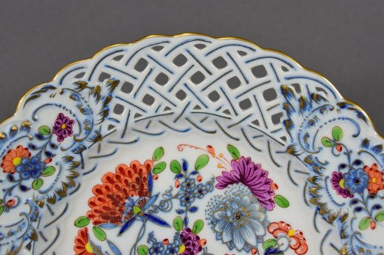 【マイセン・ブルーオニオンシリーズ】高級感のある、鮮やかで画期的なプレート 2級品