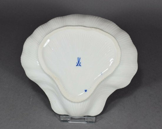 【マイセン・ブルーオニオンシリーズ】高級感のある、鮮やかなシェル型食器用ボウル　2級品