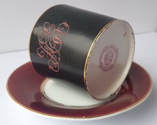 【イギリス老舗食器ブランド・ミントン】エレガントなモカカップ&ソーサー 1880-1890年