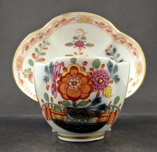 【マイセン・アンティーク】ティーカップ＆ソーサー、柿右衛門様式