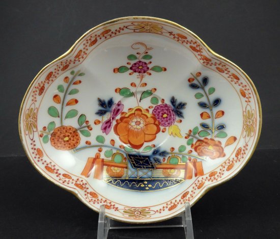 【マイセン・アンティーク】ティーカップ＆ソーサー、柿右衛門様式