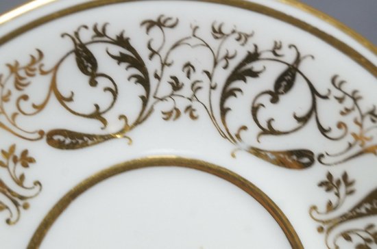 【フランス製リモージュ】風景が描かれた金色のチョコレートカップ＆ソーサー、1919〜1934年頃