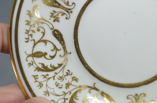 【フランス製リモージュ】風景が描かれた金色のチョコレートカップ＆ソーサー、1919〜1934年頃