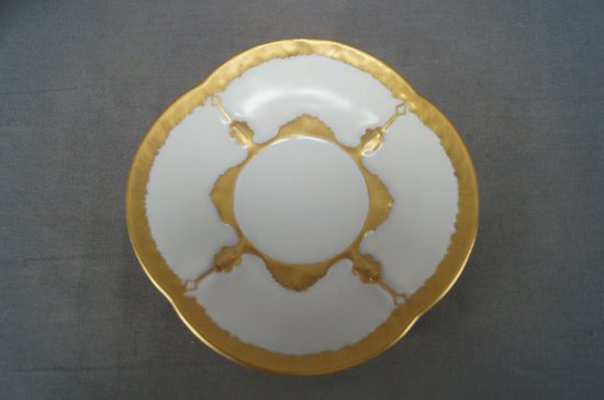 【リモージュ】金と白のカップ＆ソーサー、ジョー・ウィルソンの刻銘入り、1920年頃