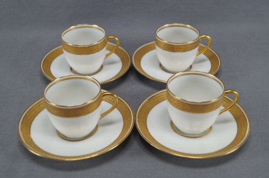 【リモージュ アーレンフェルド社製】金彩が施されたデミタスカップ＆ソーサー4セット