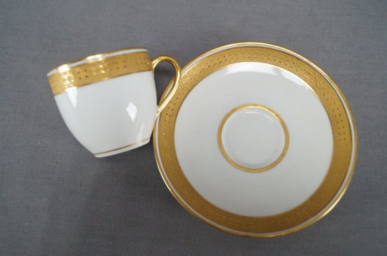 【リモージュ アーレンフェルド社製】金彩が施されたデミタスカップ＆ソーサー4セット