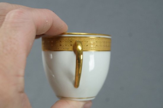 【リモージュ アーレンフェルド社製】金彩が施されたデミタスカップ＆ソーサー4セット