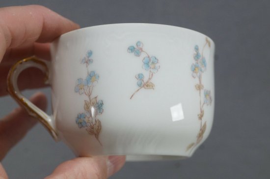 【リモージュ・GDM】わすれな草が手描きで描かれた、ブルーのカップ＆ソーサー4セット、1891年頃