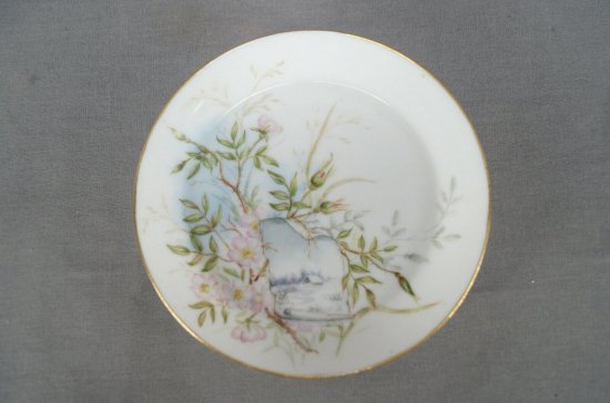【GDM・リモージュ】ピンクの薔薇が手描きで描かれた、バタフライハンドル付きカップ＆ソーサー