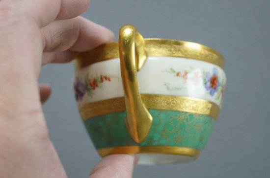 【ピカード】花が描かれたゴールドとグリーンのティーカップ＆ソーサー、90年代初期