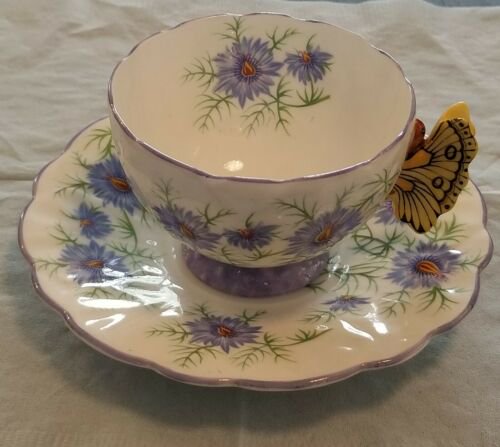 エインズレイ　蝶々　持ち手　ダニティー　紫　ヤグルマギク　ティーカップ  ソーサー