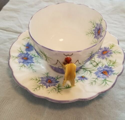 エインズレイ　蝶々　持ち手　ダニティー　紫　ヤグルマギク　ティーカップ  ソーサー