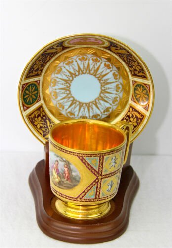 ロイヤルウィーン　磁器　金彩　カップとソーサー　１９世紀中頃