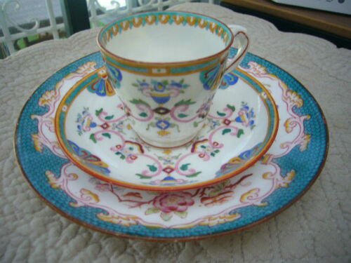 ミントン  カップ　ソーサー　デザート皿　ミントンマーク入り　サルグミーヌ