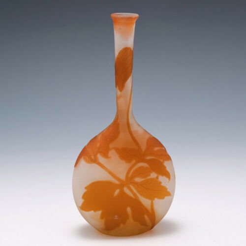 エミール・ガレ  クレマチス　カメオガラス  バンジョー型　花瓶　1902-1904年