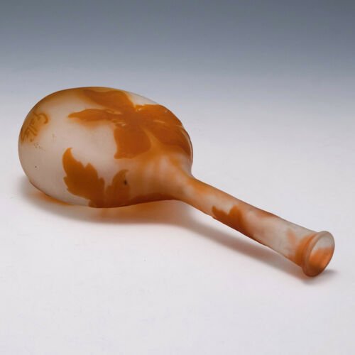エミール・ガレ  クレマチス　カメオガラス  バンジョー型　花瓶　1902-1904年