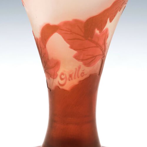 エミール・ガレ  カメオガラス  ダリアの花の花瓶　1900年頃