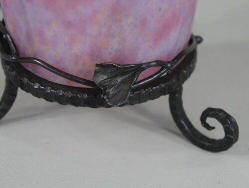 ドームナンシー　フランス製　１９２５ー１９３０年　アール・デコ　ナイトランプ　錬鉄　フランス　ミューラーの時代