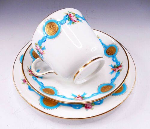 アンティーク　ミントン　磁器　エナメル加工　フルール・ド・リス　カップ　ソーサー　プレート　３点セット