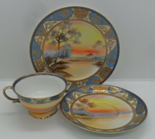 オールドノリタケ・金彩盛り 水色 風景図カップ＆ソーサートリオセット