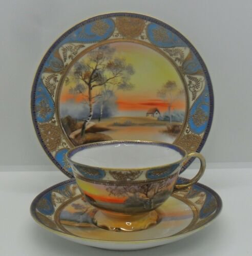 オールドノリタケ・金彩盛り 水色 風景図カップ＆ソーサートリオセット