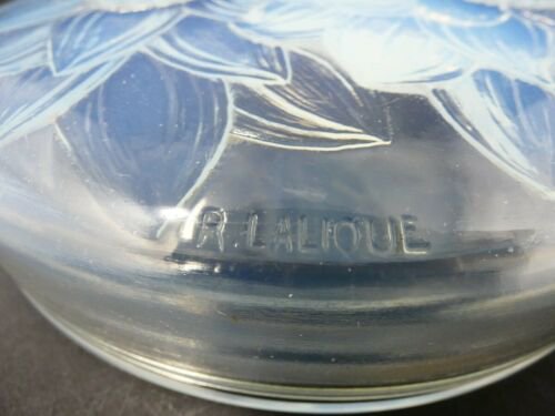 ルネ・ラリック　オパルセントグラス　“3つのダリア”ボックス