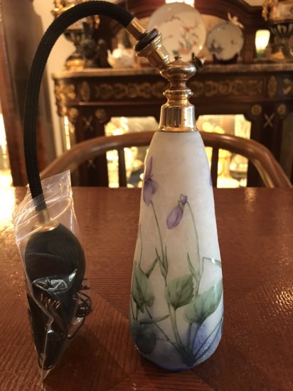 ドーム兄弟（ドームナンシー ）スミレの花の香水瓶