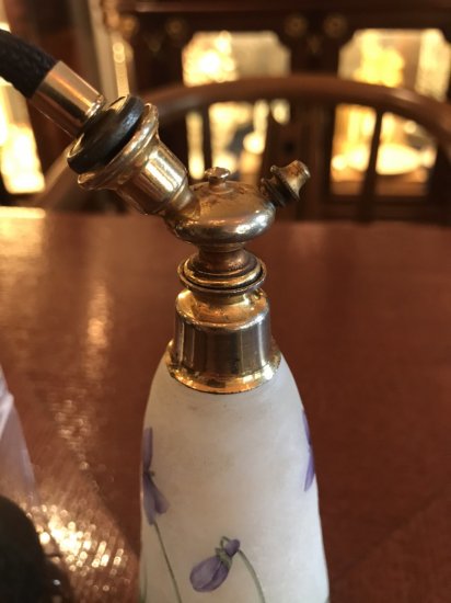 ドーム兄弟（ドームナンシー ）スミレの花の香水瓶