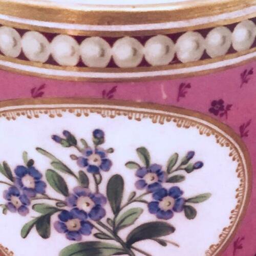 アンティーク　ロイヤル・ヴィエナ　ゾアゲンタール時代　18世紀　(1784年から1805年)　カップとソーサー