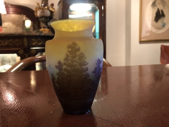 エミールガレ 山岳風景の４層カメオガラス花瓶