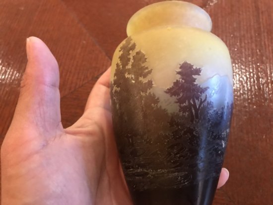 エミールガレ 山岳風景の４層カメオガラス花瓶