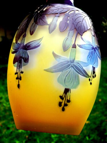 エミールガレ　フクシアの花の花瓶