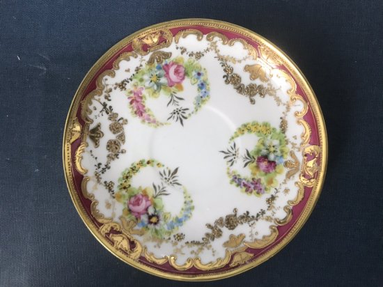 オールドノリタケ アールヌーボー様式 赤地にピンクローズと金彩のティーカップ(即日発送商品)