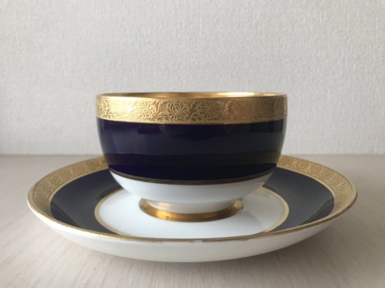 アンティーク　コールポート　コバルトブルー　ゴールド　カップとソーサー　シンプルスタイル