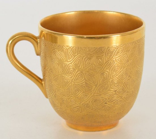 コールポート(Coalport)デミタスカップ＆ソーサー金彩幾何学文様