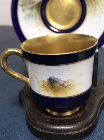 ロイヤルウースター　アカシカと牛のデミタスカップ＆ソーサー