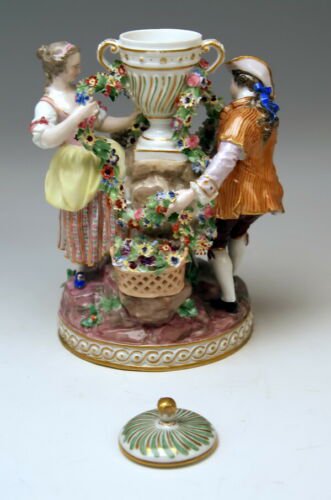 マイセン　庭師　ロココフィギュア　女性＆男性と前に座る男の子