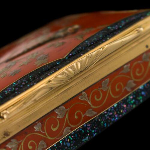 アンティーク 18世紀　１８金作り＆日本の漆　かぎ煙草入れ　c.1780