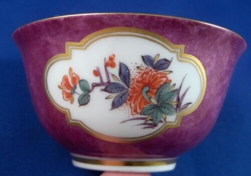 ヴィンテージ　マイセン　磁器　カキエモン　紫背景　カップ＆ソーサー