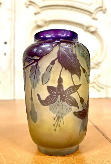 エミールガレ　フクシアの花　花瓶のミニチュアール