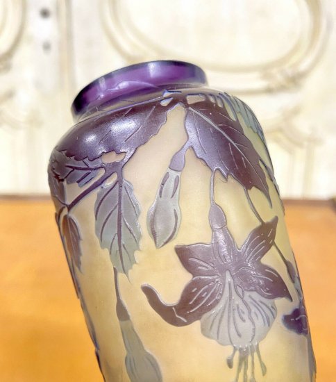 エミールガレ　フクシアの花　花瓶のミニチュアール