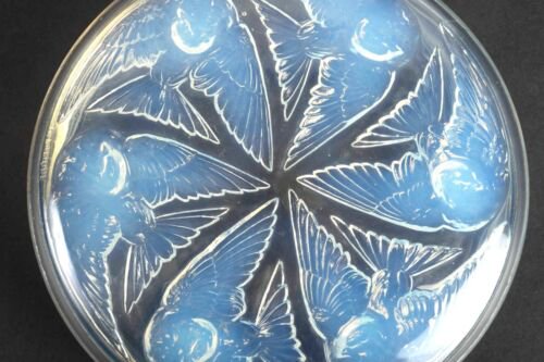 ルネ・ラリック　ステンドガラスの蓋付きボックス　Mensanges