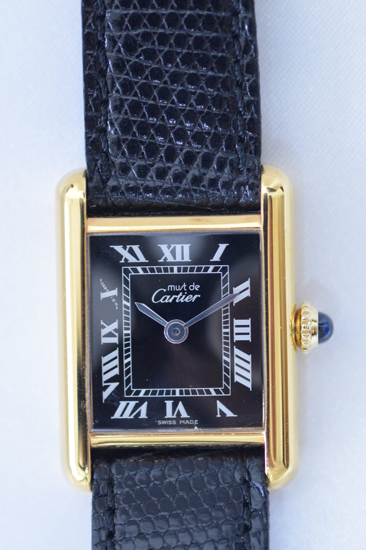 『国際永久保証書付き』マスト ドゥ カルティエ タンク　レディースヴィンテージウォッチ ブラック SMサイズ 手巻 純銀に18Kヴェルメイユ