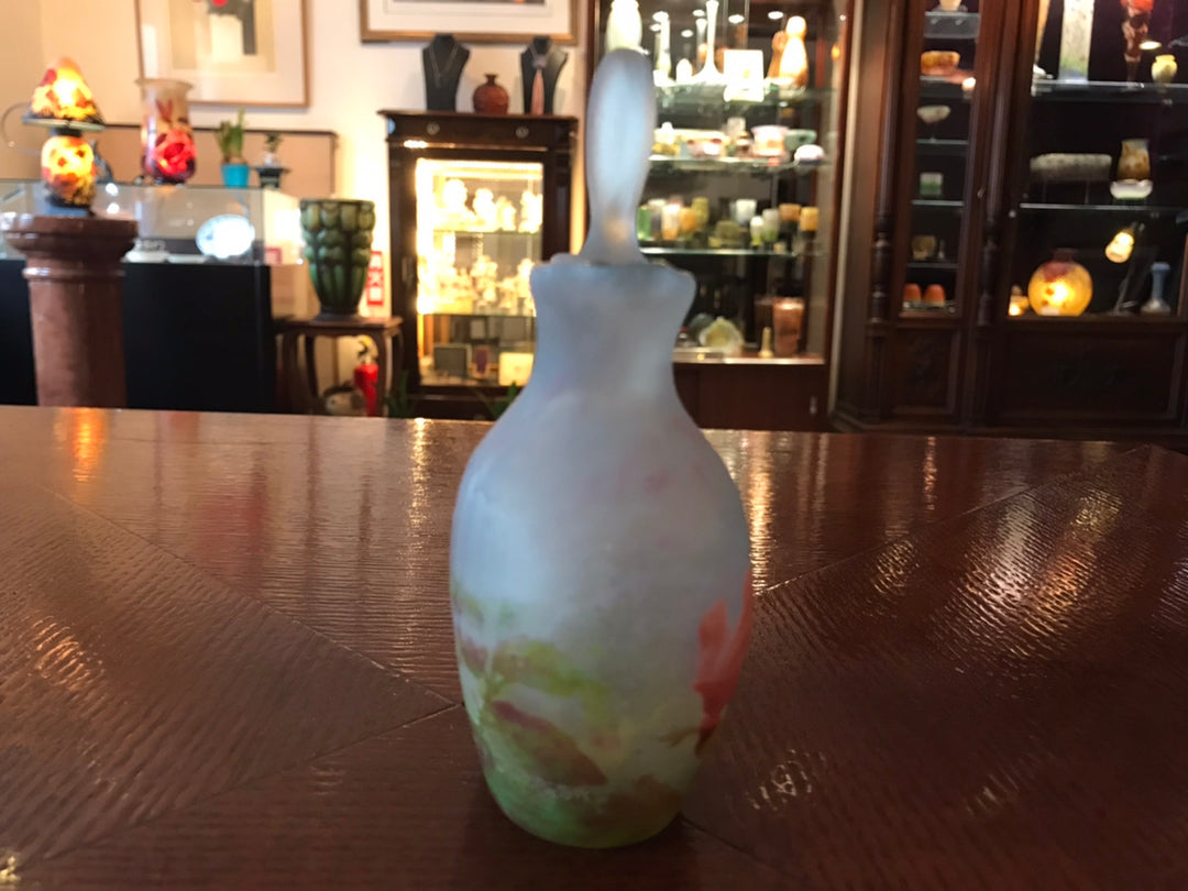 ドーム兄弟（ドームナンシー ）薔薇の水差し