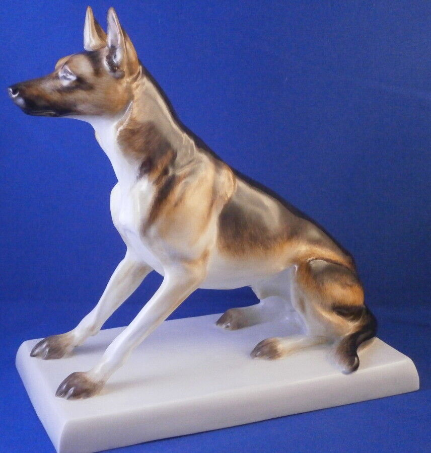 マイセン　犬の置物 マイセン磁器人形 ジャーマンシェパード犬 ドッグフィギュリン